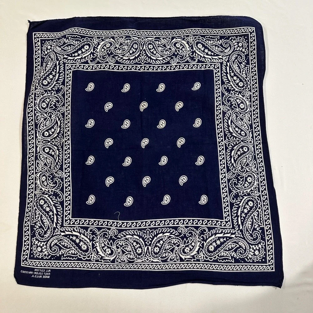 Vintage Bandana Navy Blue Paisley Made in USA All Cotton RN13960 Scarf 20x20